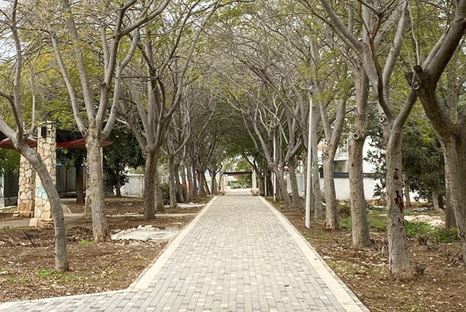 עפולה: עבודות השדרוג של גן גאולים לפני סיום